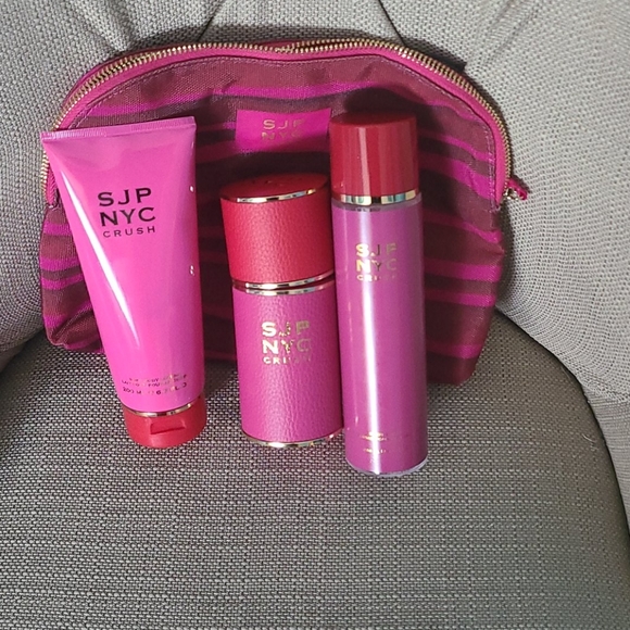 Lotion And body spray set